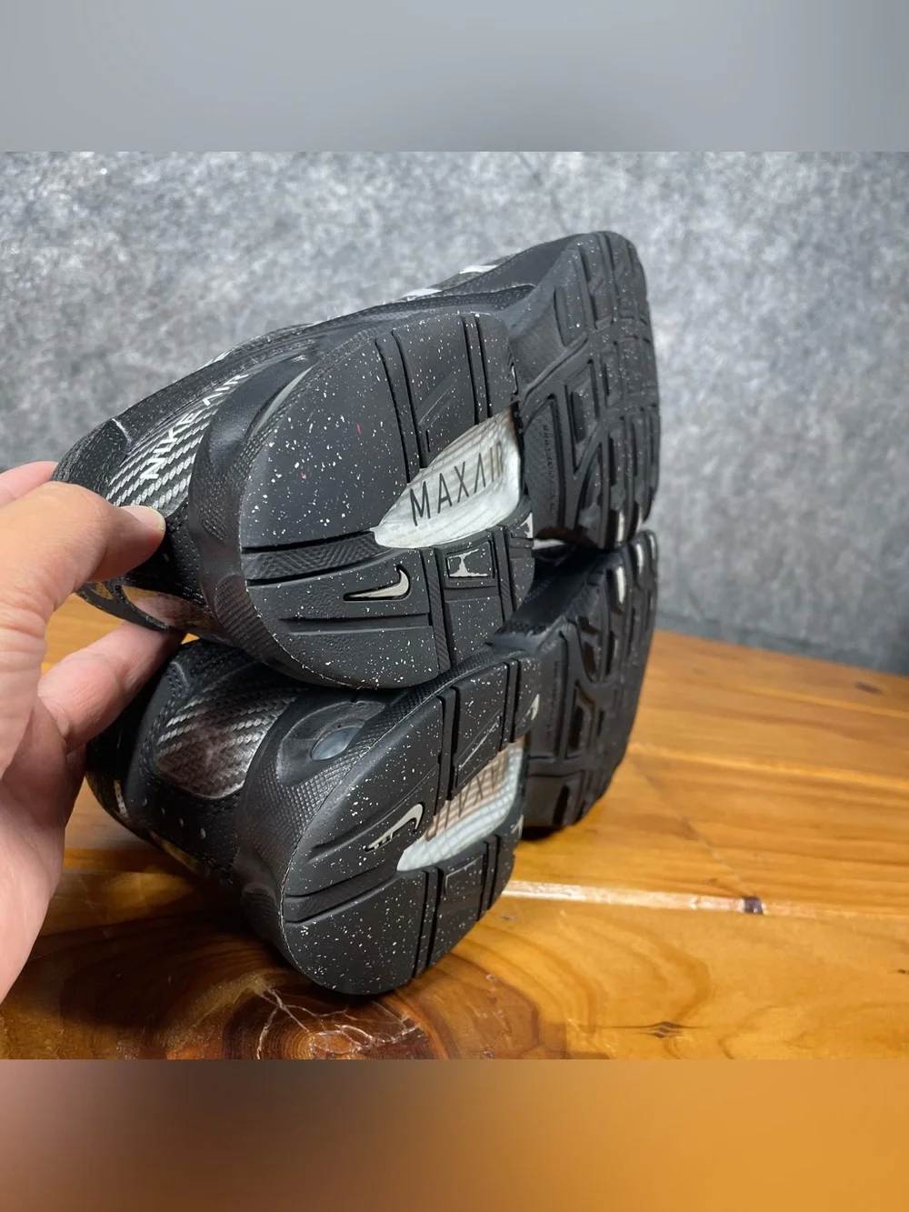 Nike Air Max Torch 4 Mens 9.5 Anthracite Black Silver Running Shoes 343846-002